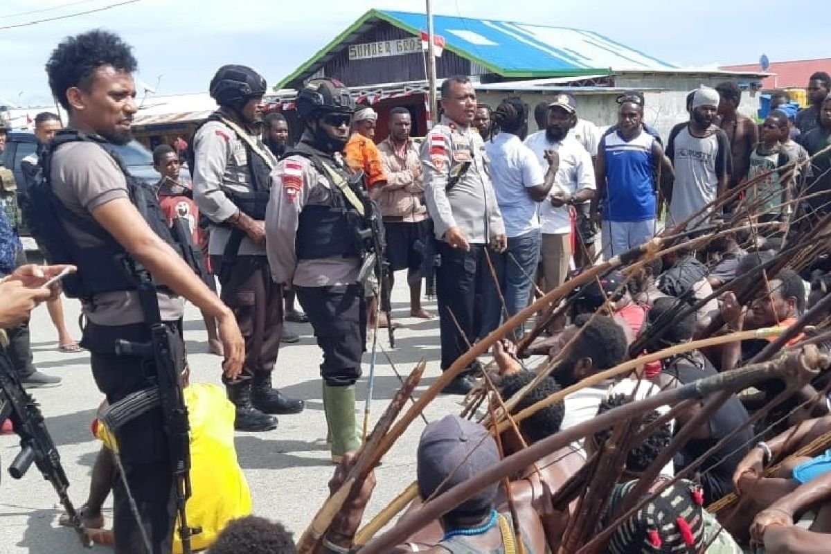 Bentrok Antarsuku Tewaskan 3 Orang di Nduga