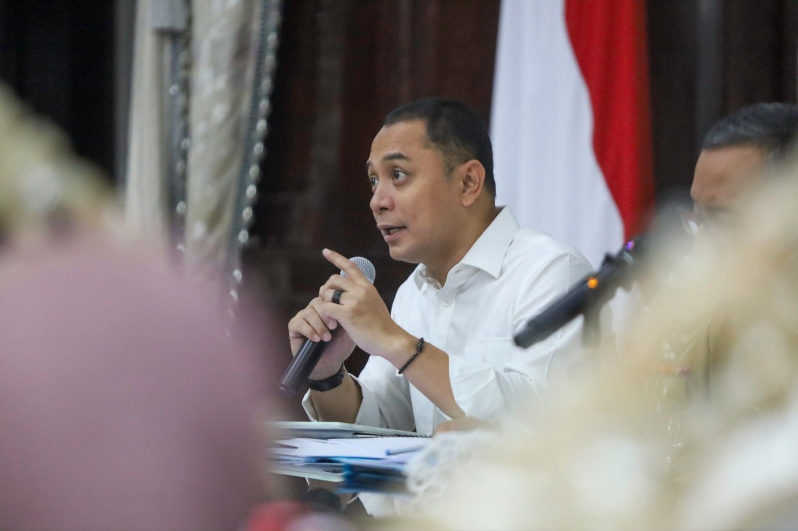 Walkot Surabaya Terbitkan SE Waspada Covid-19: Disiplin Prokes