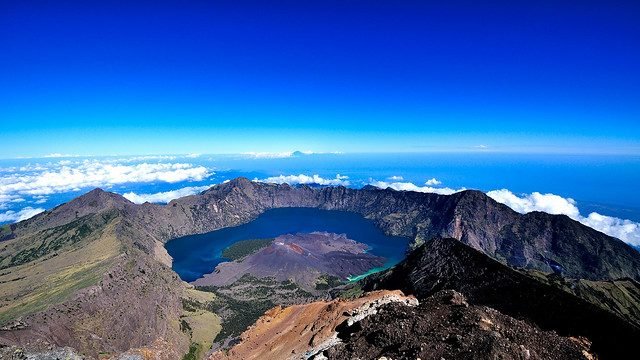 Seven Summits Indonesia: Rinjani Jadi Salah Satu Puncak Tertinggi