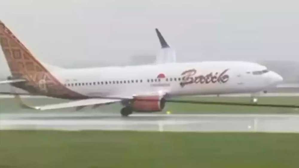 Batik Air Nyaris Tergelincir saat Mendarat di Bandara Soekarno‑Hatta