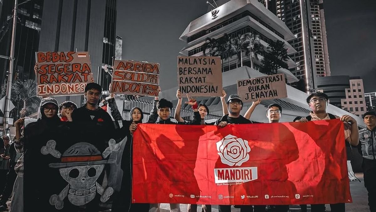 Momen Hangat: Warga Malaysia Gelar Aksi Solidaritas untuk Masyarakat Indonesia